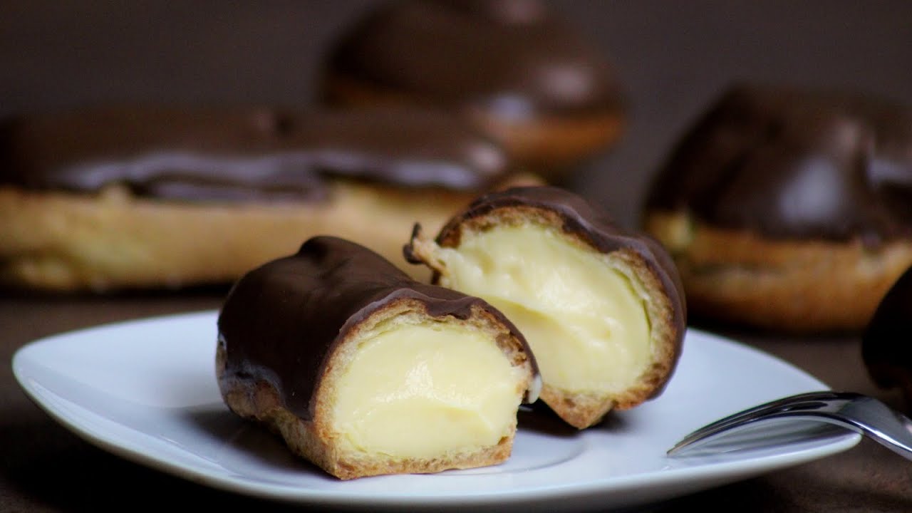 How To Make Classic Eclairs with pastry cram /best Eclairs Recipe /make Eclairs at home