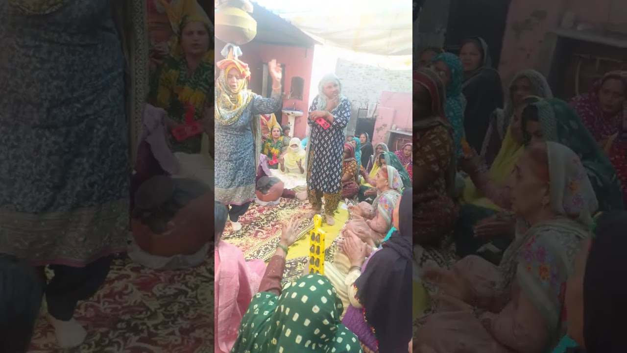 Kori  kori. Matki. Me. Pani. Please  like and subscribe. ❤️❤️❤️💯💯🙏🙏👉👉