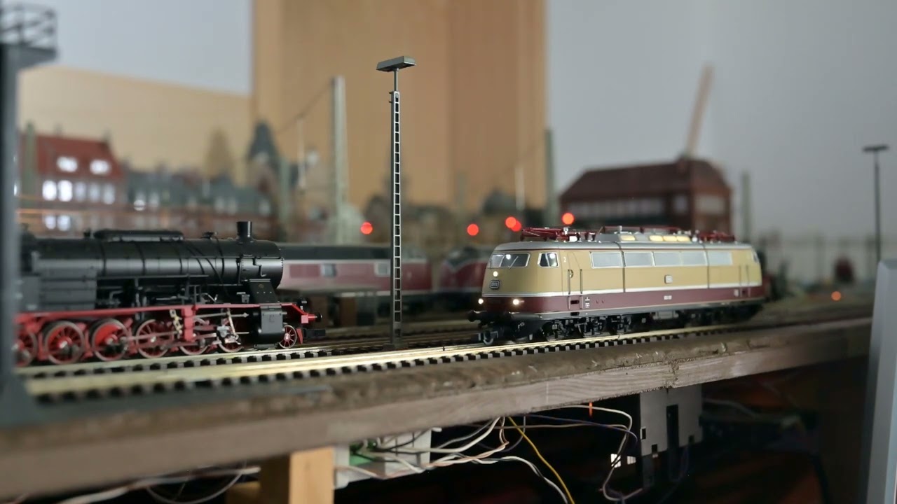 Die Baureihe E03 von ESU
