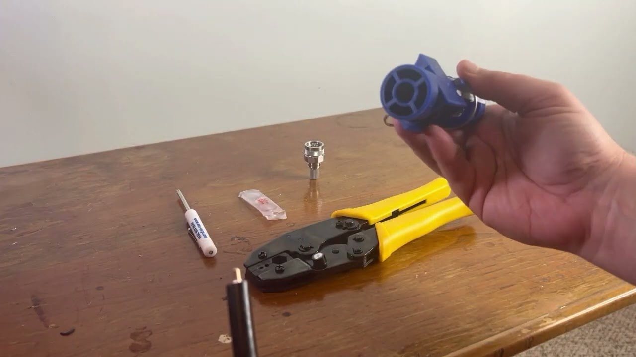 AES EZ connector