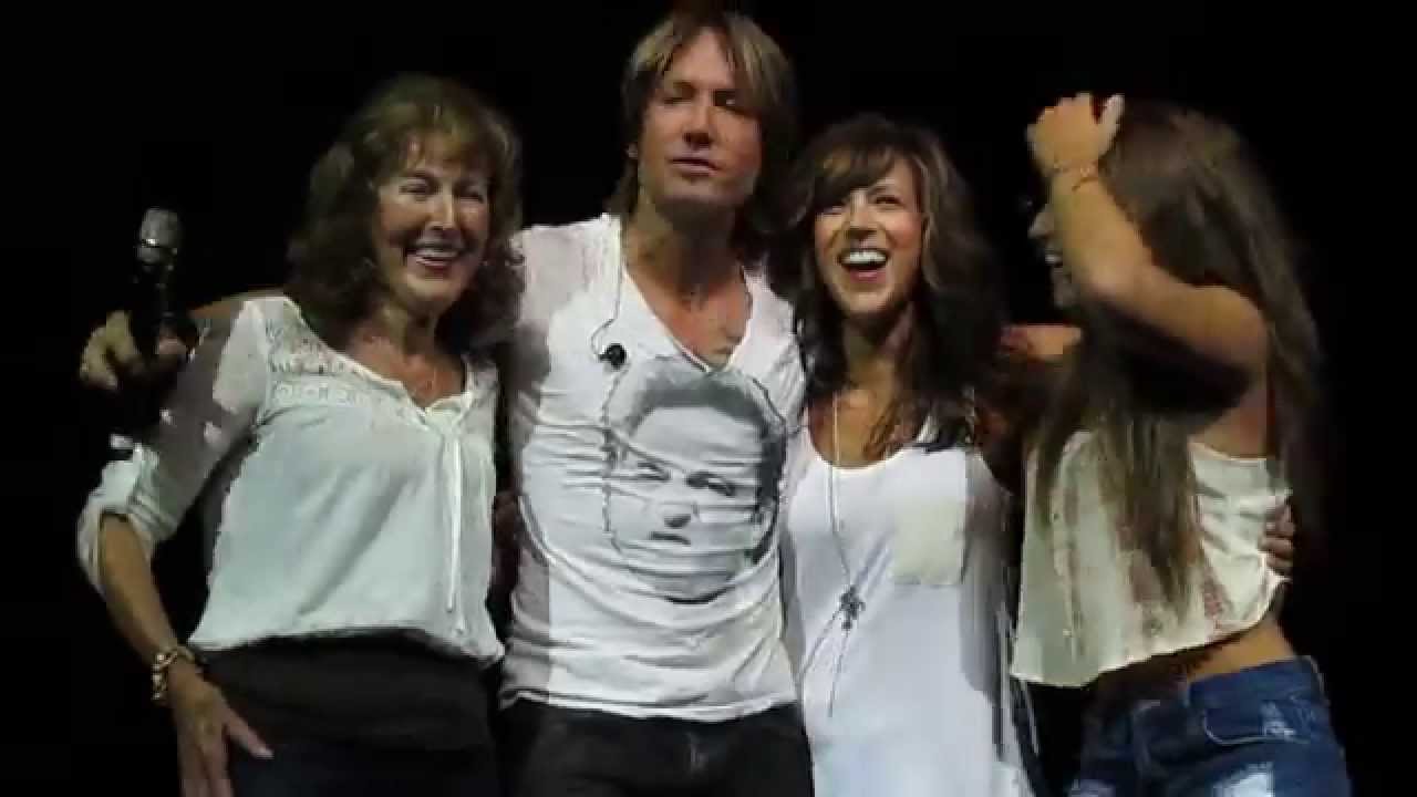 3 Generations of Keith Urban fans