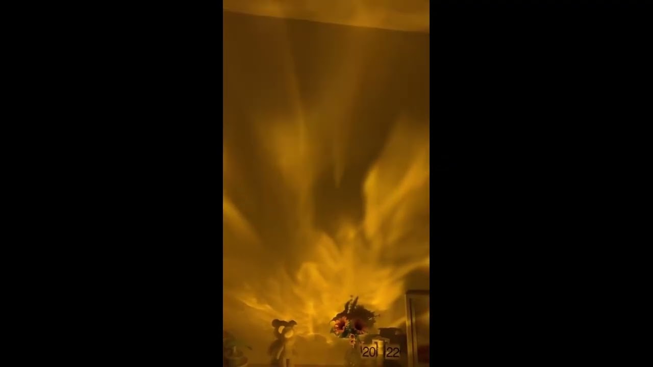 Rechargeable 16 Color LED Water Ripple Projector Night Light Remote Control Bedroom Ambable Lamp