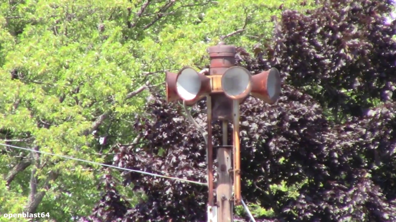 Federal Signal STL-10 siren test, Green Bay, WI