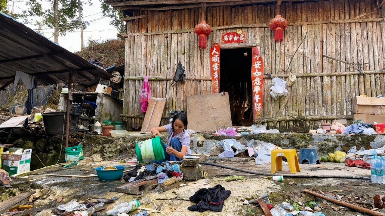 【一家七口隐居深山】妈妈外出打工回家，发现家里和猪圈一样，卫生从早收拾到晚#农村生活#vlog#山居生活