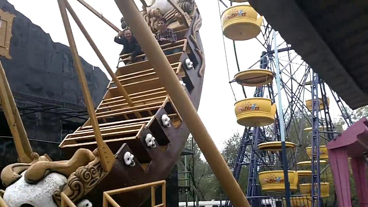 BARCO PIRATA ARGENPARK 7 DE MAYO 2017