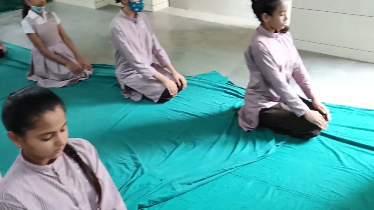 international yoga day celebration.                     sadhu vaswani school   Rajkot