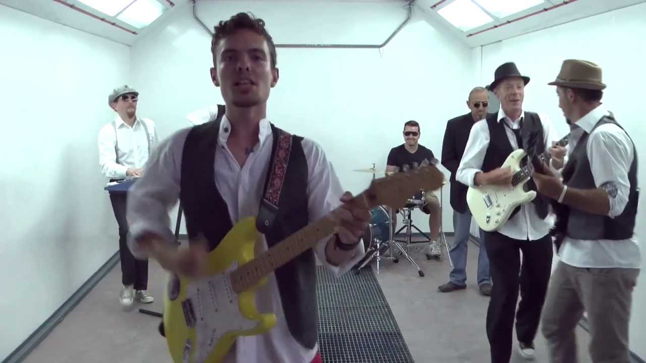 Synérgy - So Is The Way (Official Music Video)