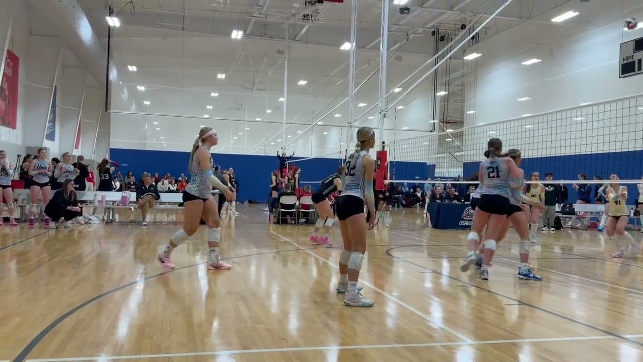 Kynzi Markowicz #32 Setter/OPP Class of 2028