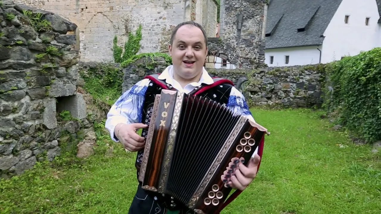 MODRIJANI - LAŽEM TI LJUBICA (OFFICIAL VIDEO)