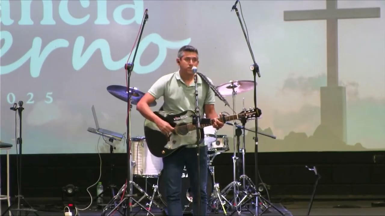 David Franklin | Caminho de Ema&uacute;s