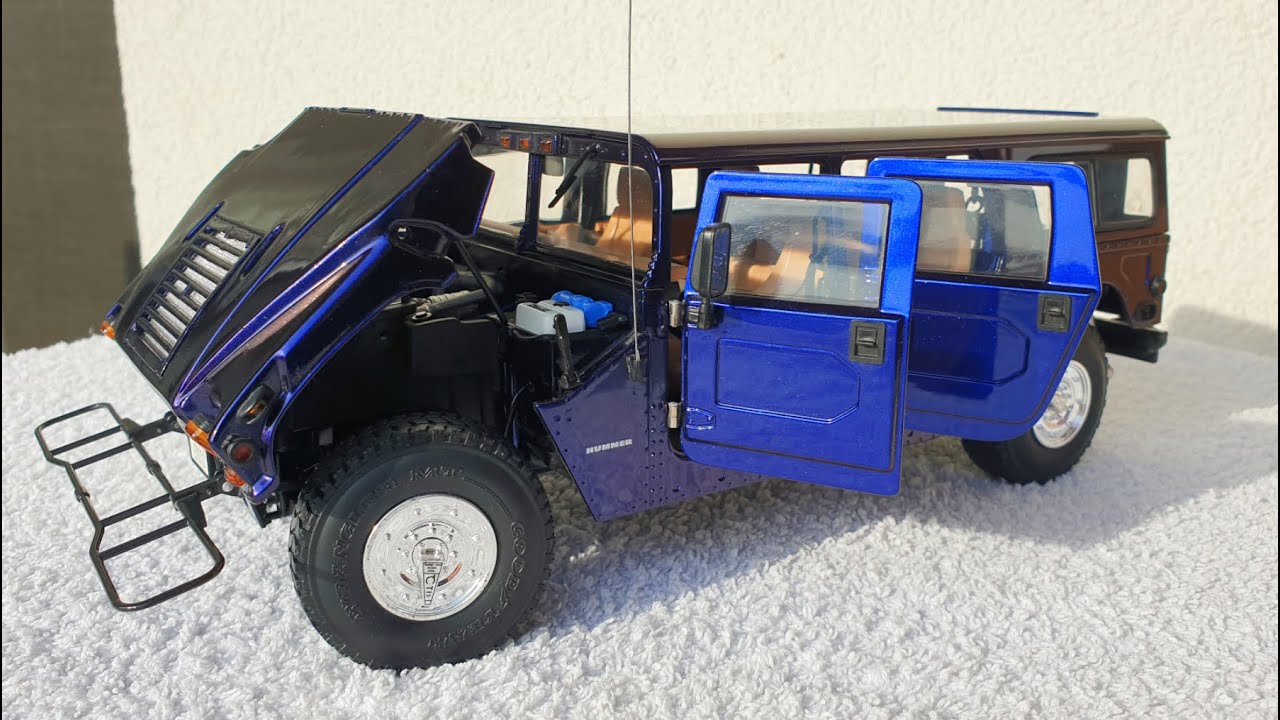 Hummer H1 EXOTO 1995 AM General Humvee 1/18 - Standox Exclusive Line Catalunya Splash