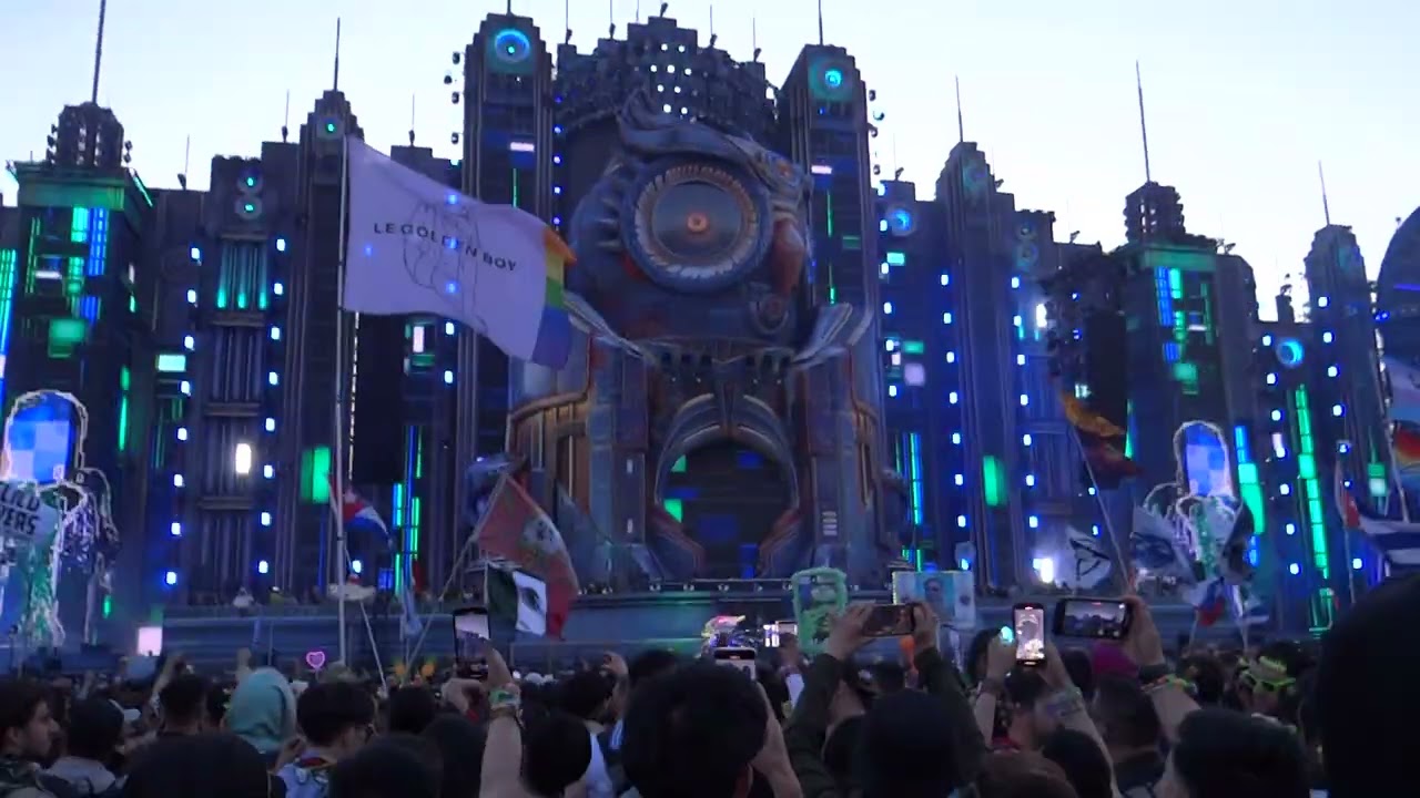 L.S.G. - Netherworld, Delerium - Silence - (Tiesto ISOS remix ID? - EDC Las Vegas)