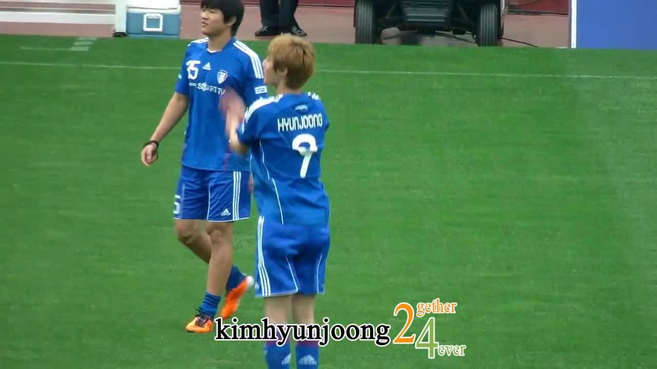 110910 KimHyunJoong fancam-soccer match
