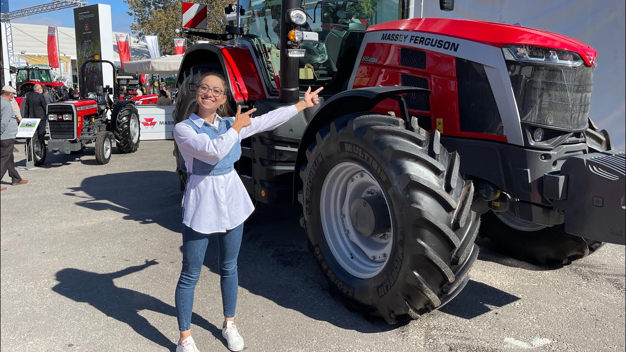İLAYDA ALTINTAŞ İLE BURSA FUARI MASSEY FERGUSON STANDI GEZİSİ