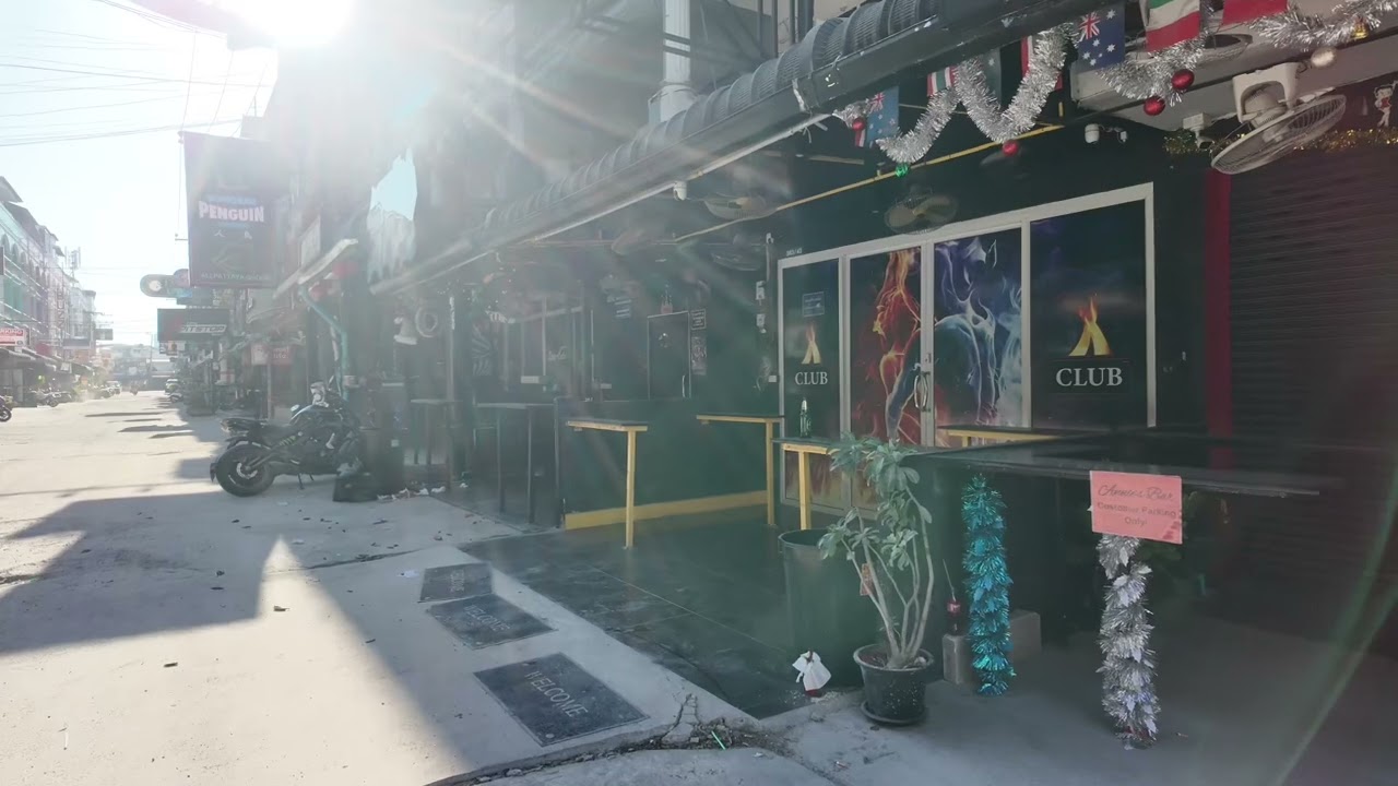 Walking around Pattaya in the morning - Soi Excite, Soi Chaiyapoon and Soi Lengkee