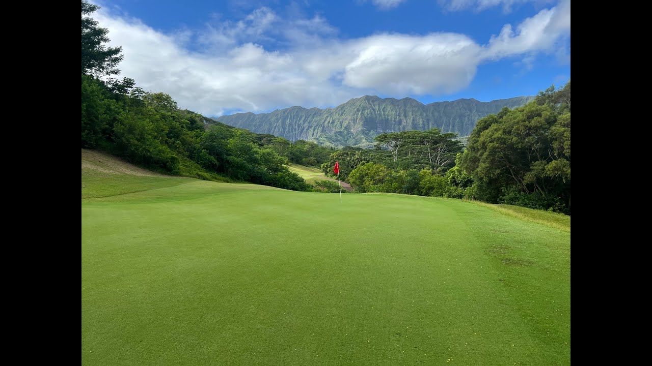🏌️‍♂️ Jurassic Park Golf?! | Royal Hawaiian, Oahu 🌴⛳ | 4-Under 68