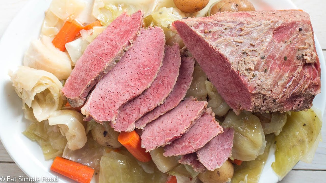 Easy Crockpot Corned beef and Cabbage Recipe - Eat Simple Food