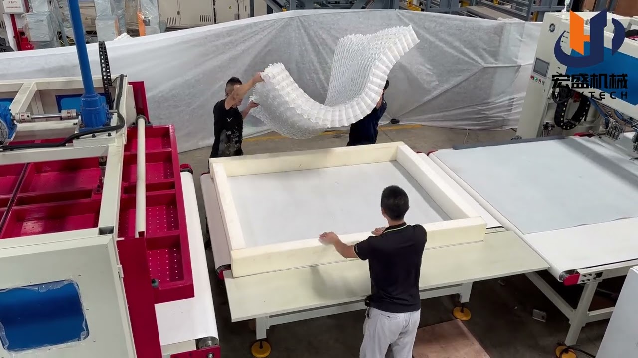 Automatic sponge mattress spray glue production line