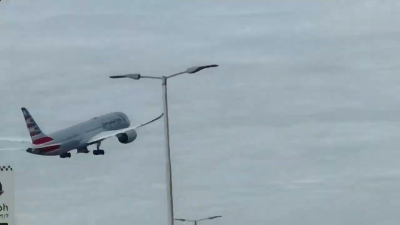 American Airlines Boeing 787 Dreamliner Takeoff from Runway 27R at London Heathrow