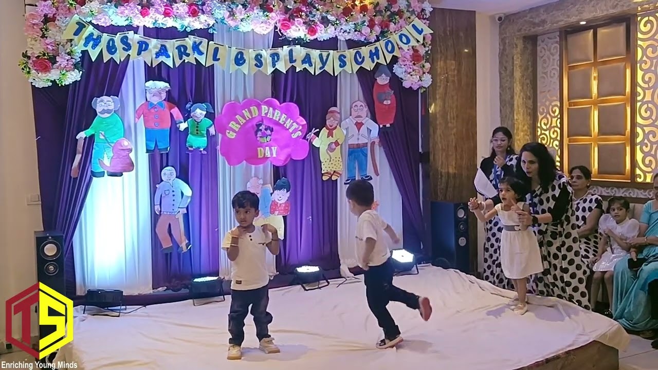 Grandparent's Day Celebration | Pyare Pyare Hain Nana Mere | The Sparkles Play School | Faridabad