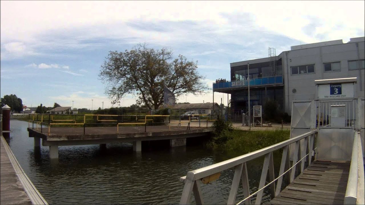 Hochwasser im Yachthafen Speyer am 02 06 2013