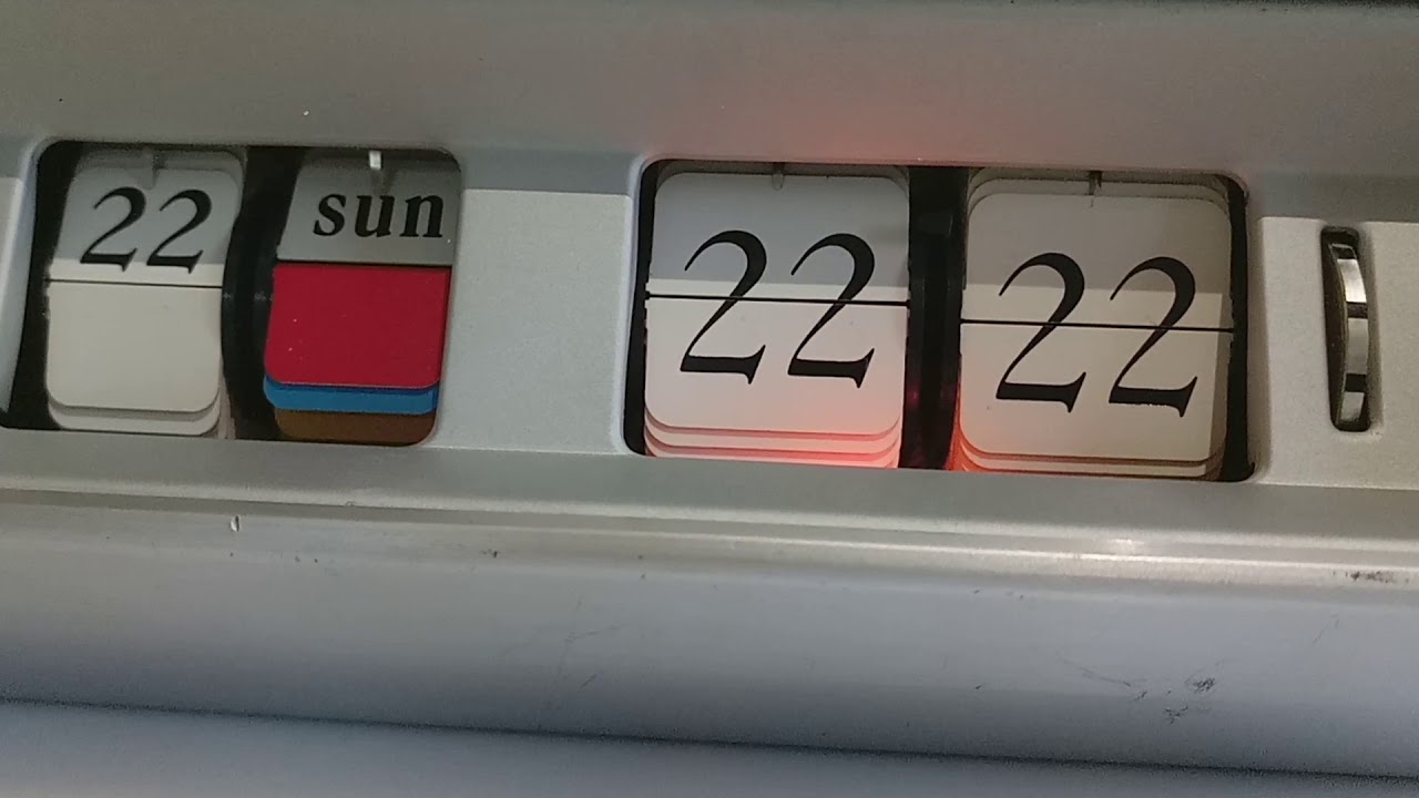 Copal Model 601 day/date flip clock