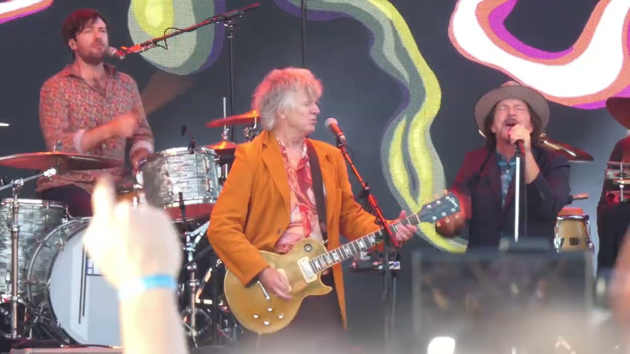 Crowded House - I Got You with Eddie Vedder - Ohana Festival (September 27, 2024)