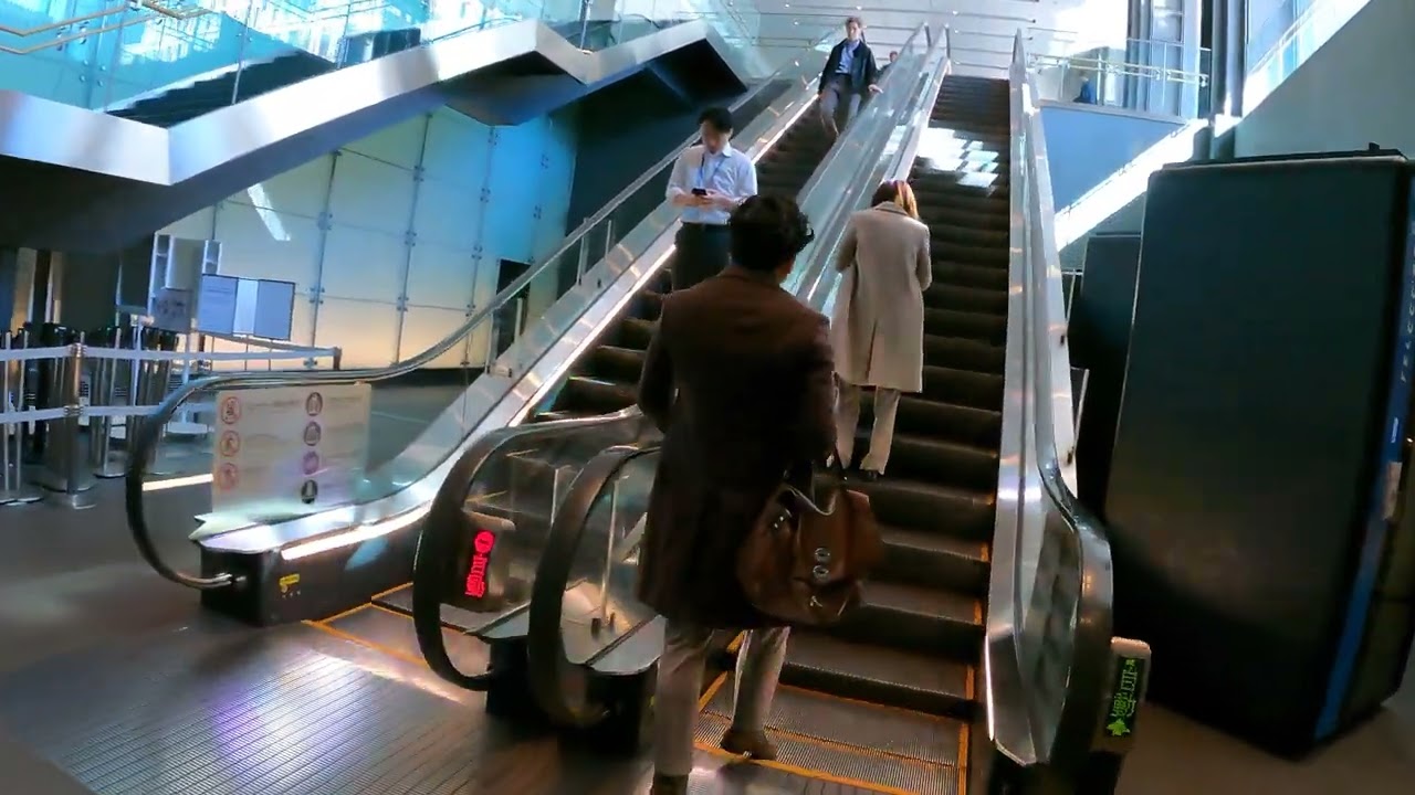 A Walk inside Shin Marunouchi Building | Tokyo Destination | Japan 4K