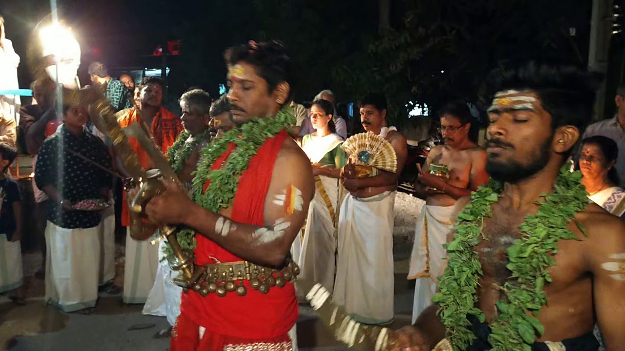 ദേവീ തോറ്റം എഴുന്നള്ളിപ്പ്