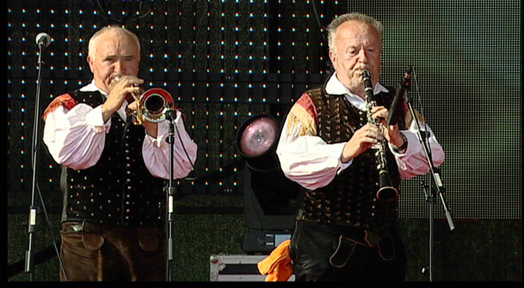 ŠTIRJE KOVAČI - PRIDI ZVEČER