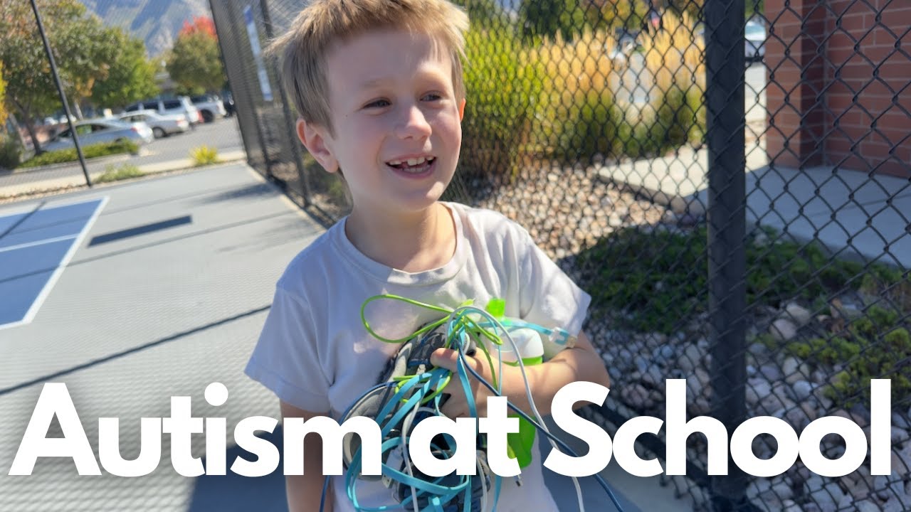 12 Signs of Autism in the Classroom