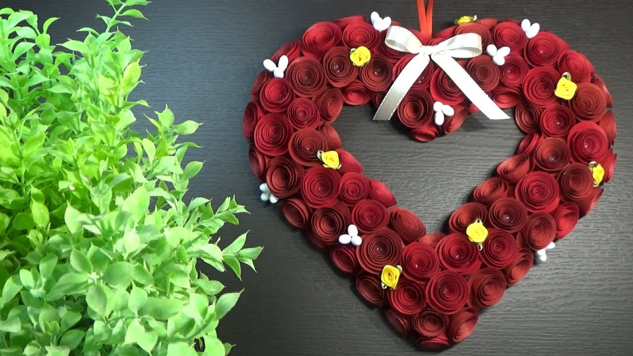 （紙で作る）バレンタインデーの飾り　ペーパーローズとハート❤リースの作り方【DIY】(Paper craft)Paper rose and heart ❤ wreath