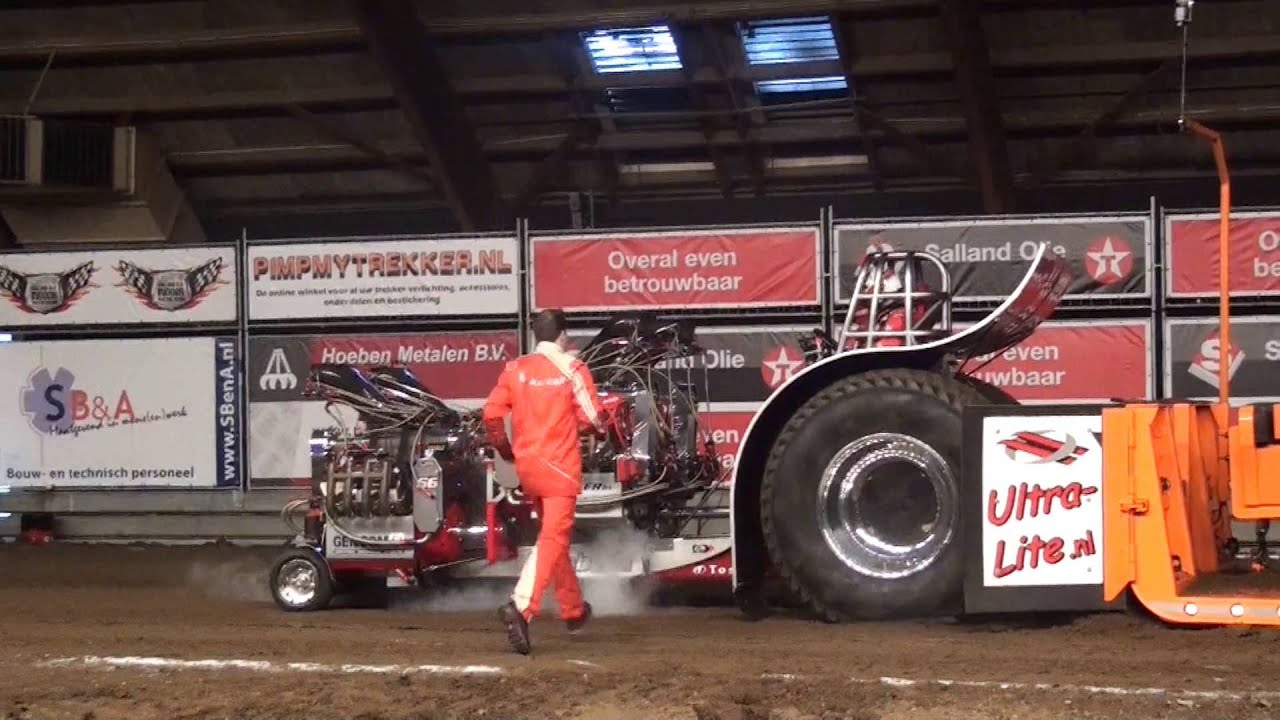 Team Lambada Indoor Tractor Pulling Zwolle 2016