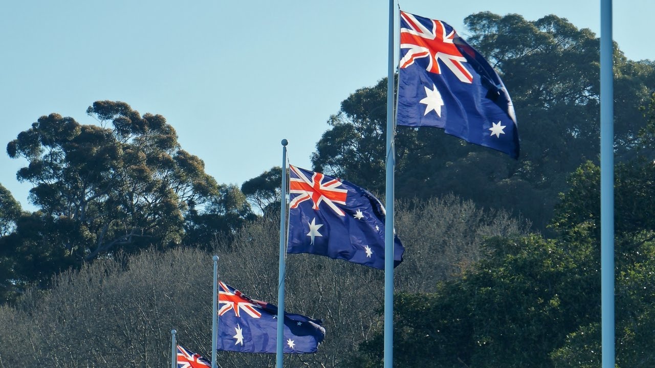The nation 'should proudly share the one Aussie flag'