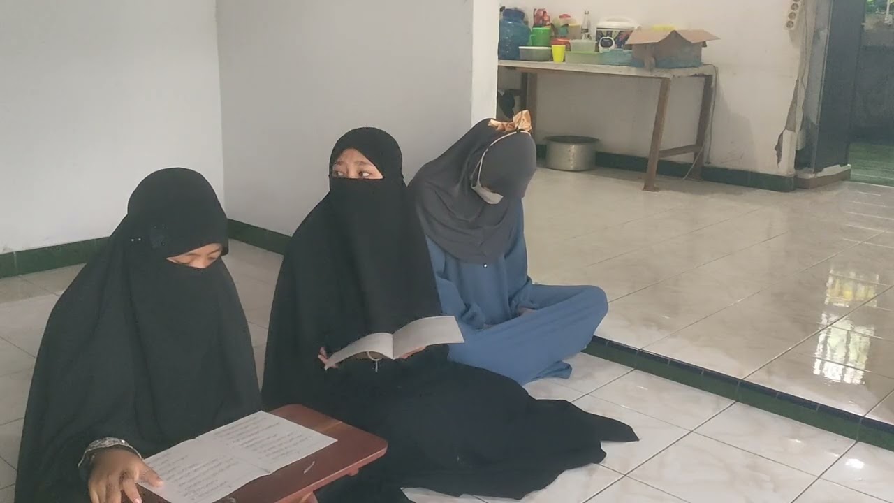 Setoran baca kitab mabadi fikih juz 1