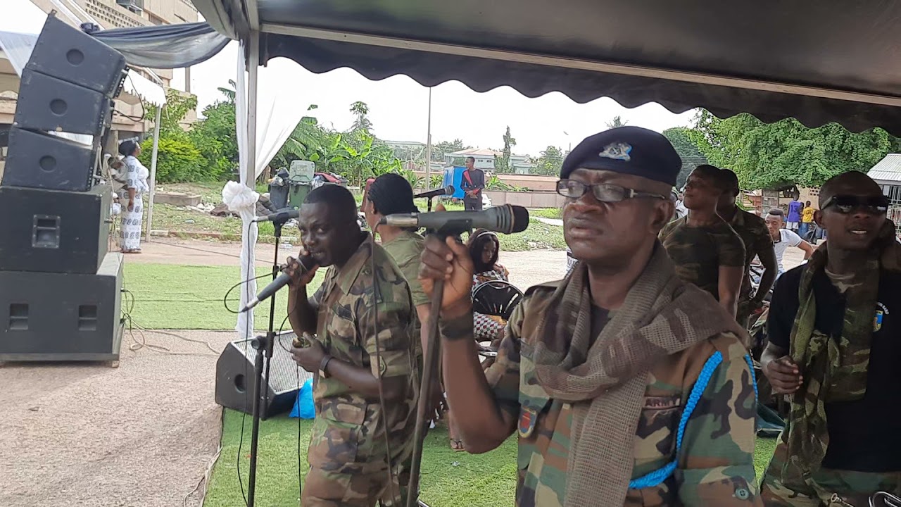 Amazing performance from the soldiers band (4th dimension)
