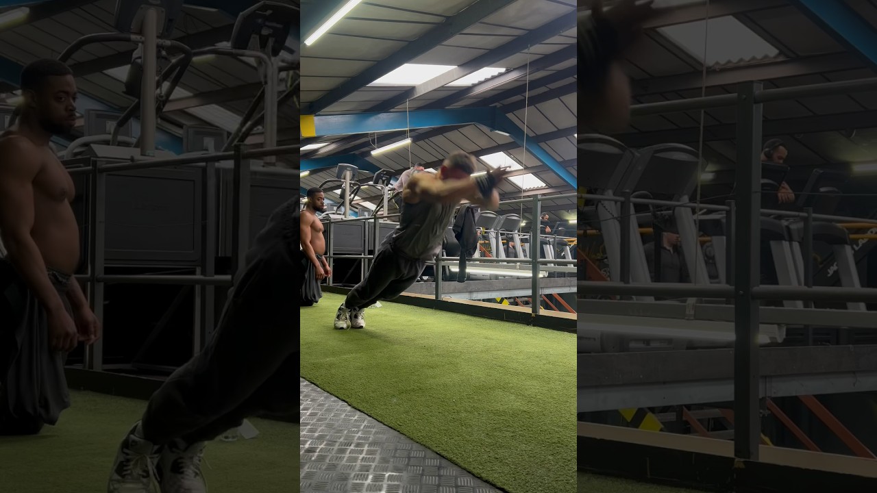 Crazy freestyle push ups #reels #pushupchallenge #power #freestylepushups #pushups