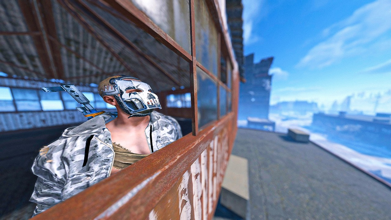 SOLO LIFE AT LAUNCH SITE IS CRAZY