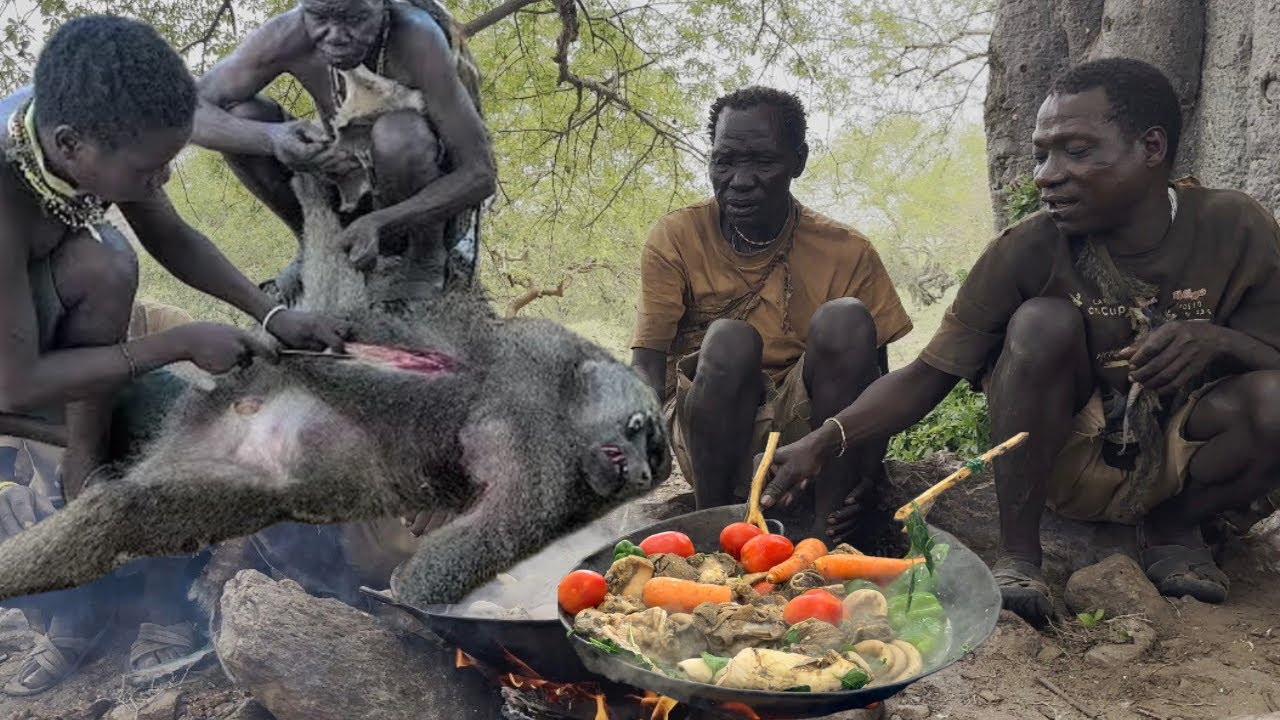 You Won&rsquo;t Believe How This Giant Monkey Fed the Entire Bush Family!