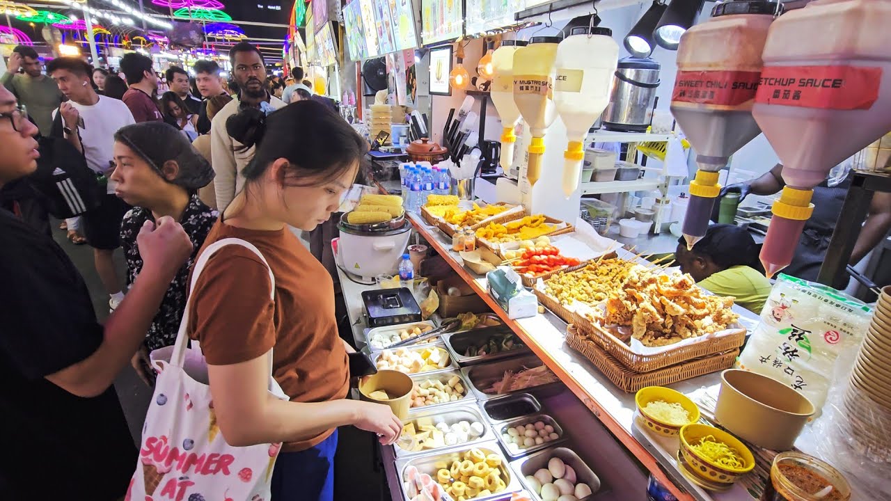Dubai Night Market Shopping | Cheapest Outdoor Markets in the UAE | Walking Tour | Part 2