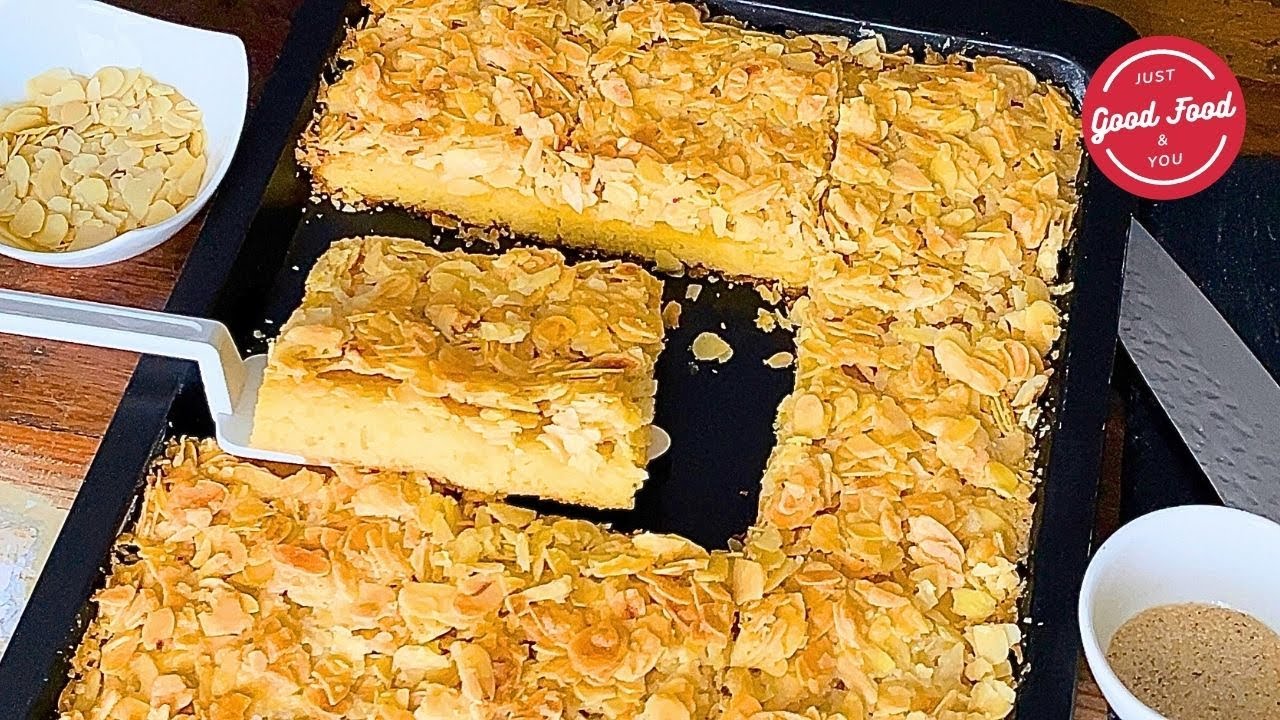 Blitz-Butterkuchen ohne Hefe | Butterkuchen vom Blech | Rezept f&uuml;r Butterkuchen mit Mandeln