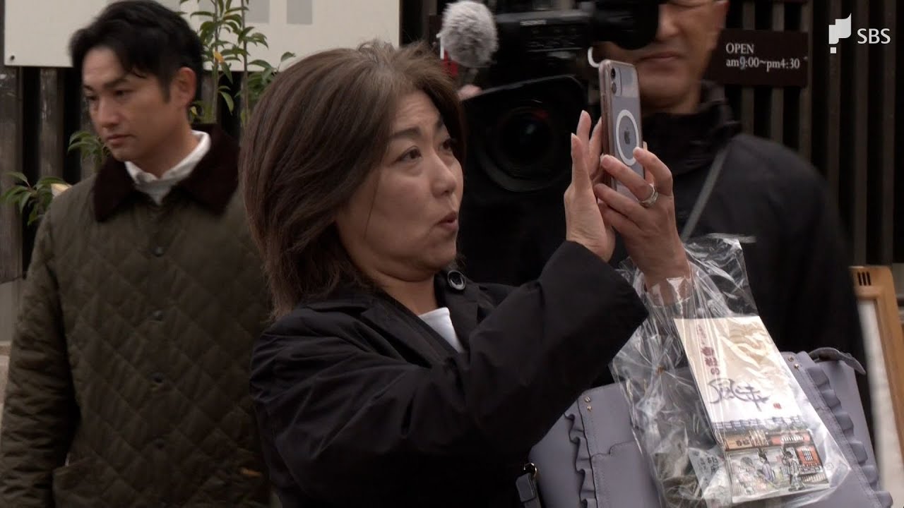 「見るとみんな買っちゃう」田久保市長が岐阜の朝市で買い物を楽しむ 初の県外公務に臨む一方で市議会の臨時会を告示...自身の31日の失職が決定的に=静岡・伊東市