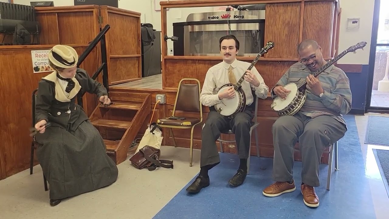 Surprise Ragtime at The Phonograph Show