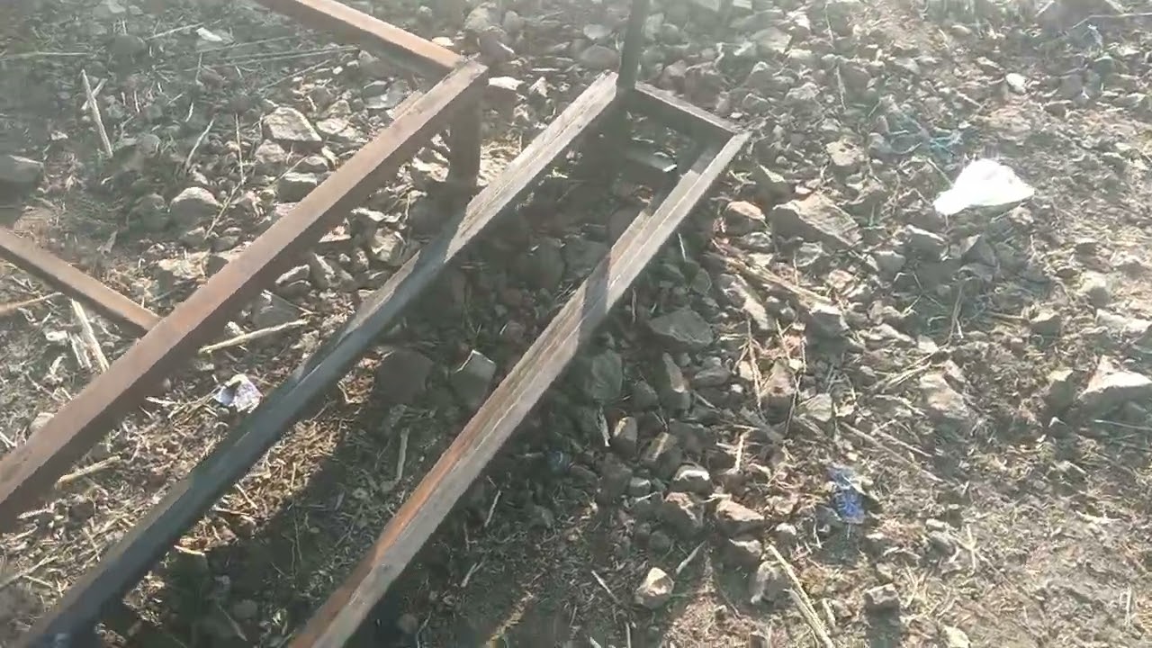 यह देखिए हमने पलंग बनाया स्टैंड का देखिए