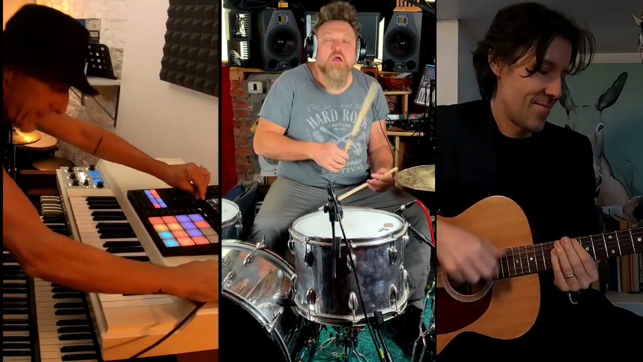 BANDABASTARD - Disperato Erotico Stomp (Omaggio a Lucio Dalla)