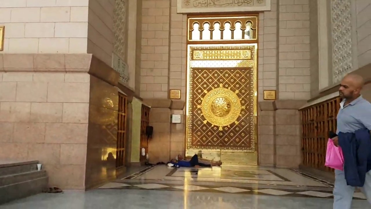 ابواب مسجد المدينة المنورة almadina