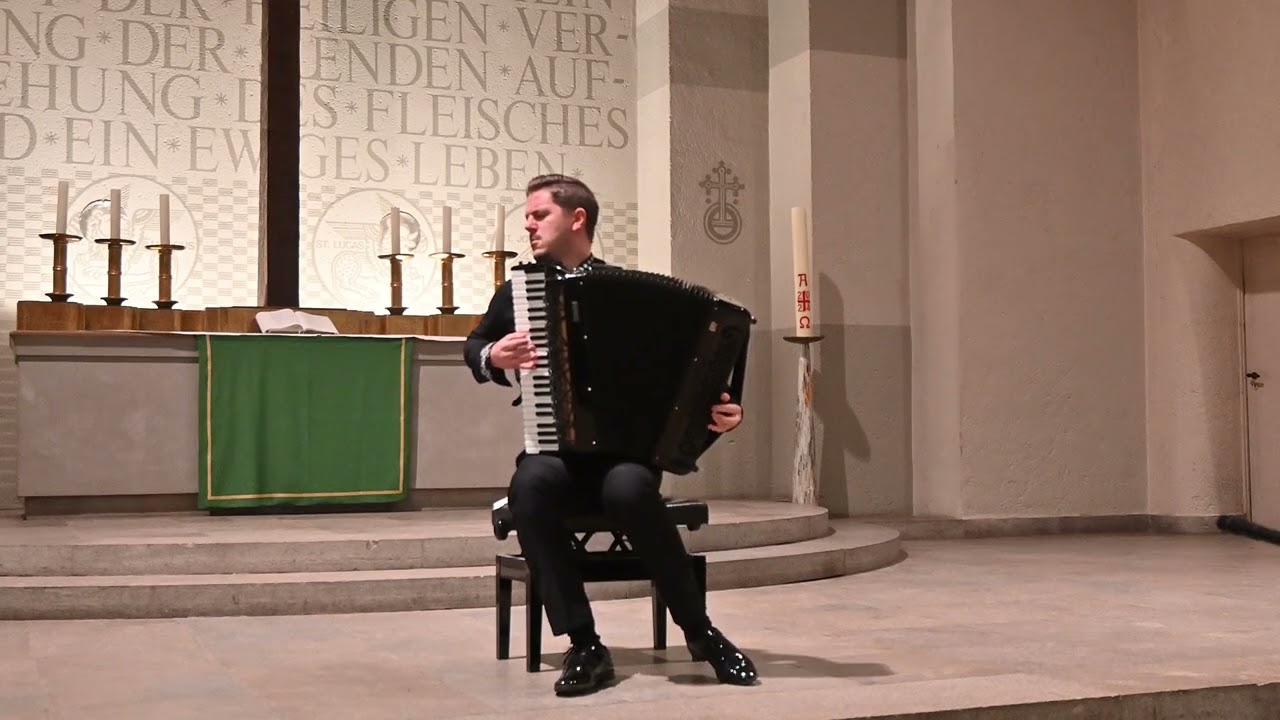 Radu Ratoi in der Jesus-Christus-Kirche Berlin-Dahlem, 9. Oktober 2024