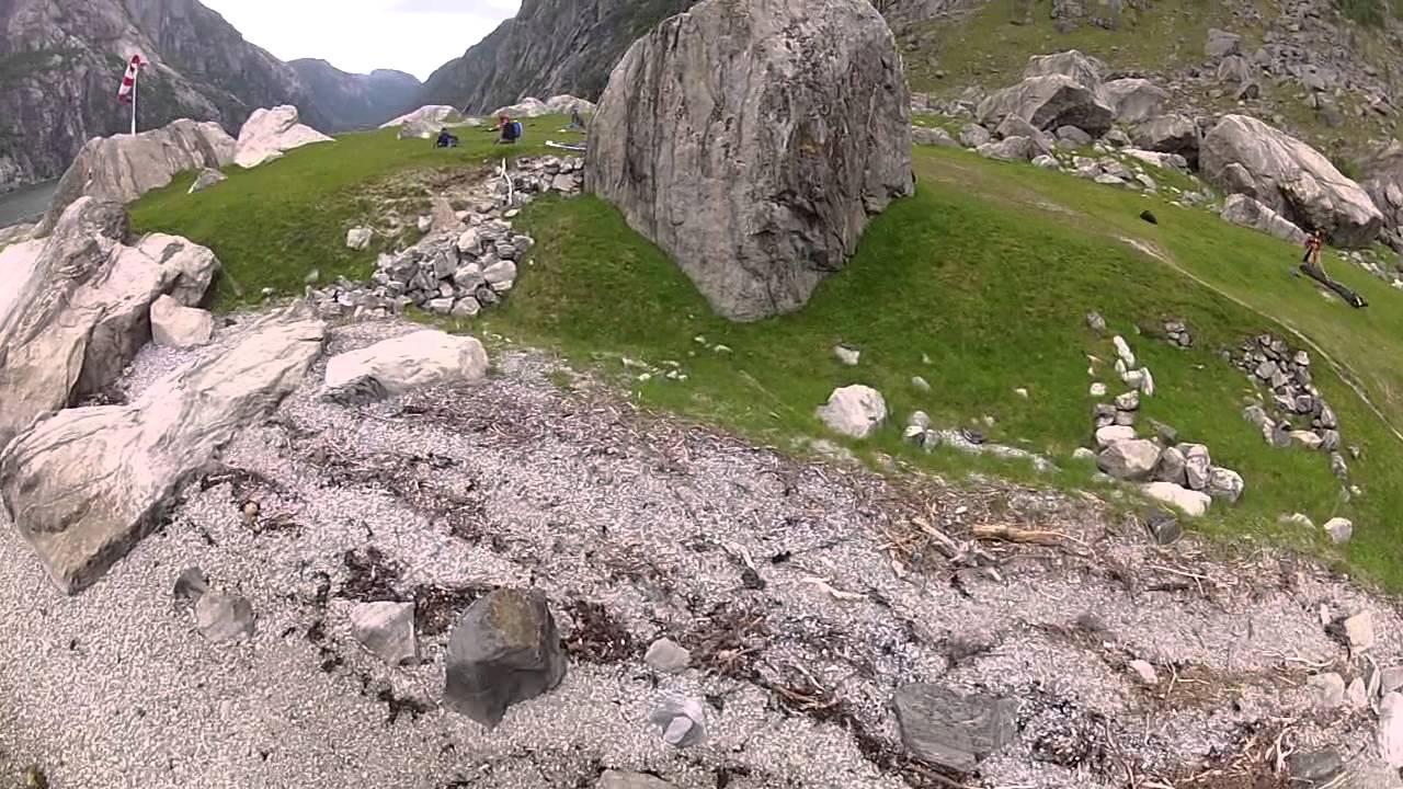 B.A.S.E. wingsuit fly.ProBASE U-Turn.Heliboogie 2013