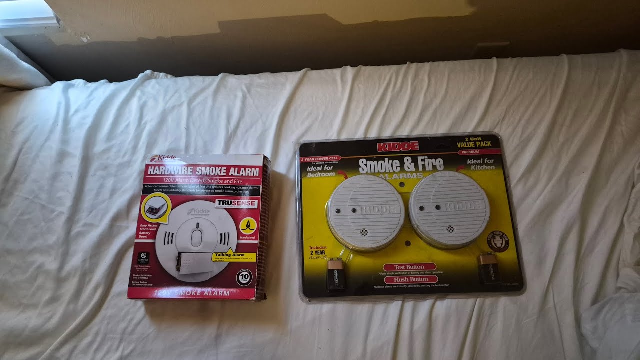 Kidde 0916K (1.5 gen) and 2070-VASR double unboxing and testing (ft. My girlfriend)