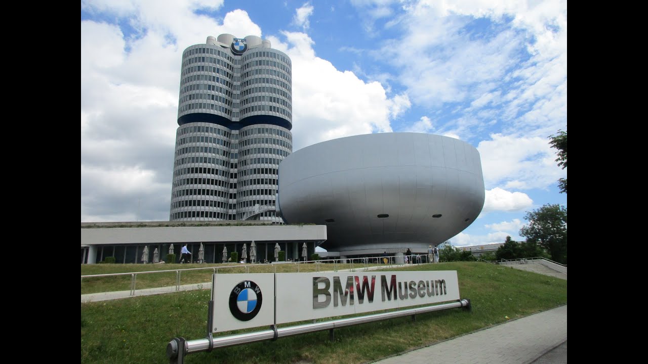 Muzeum BMW w Monachium/BMW Museum in München Germany Roadtrip 2020